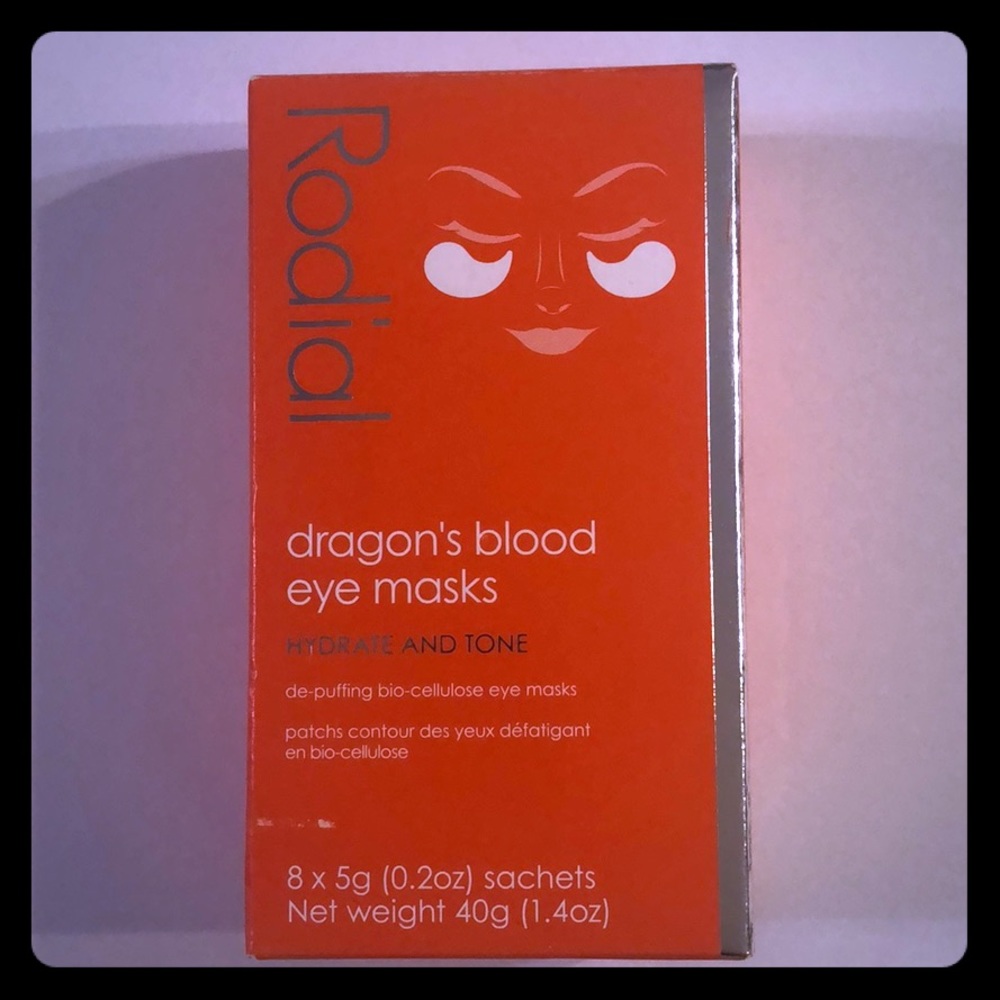 Rodial Dragon’s Blood Eye Masks Box of 8 Sachets